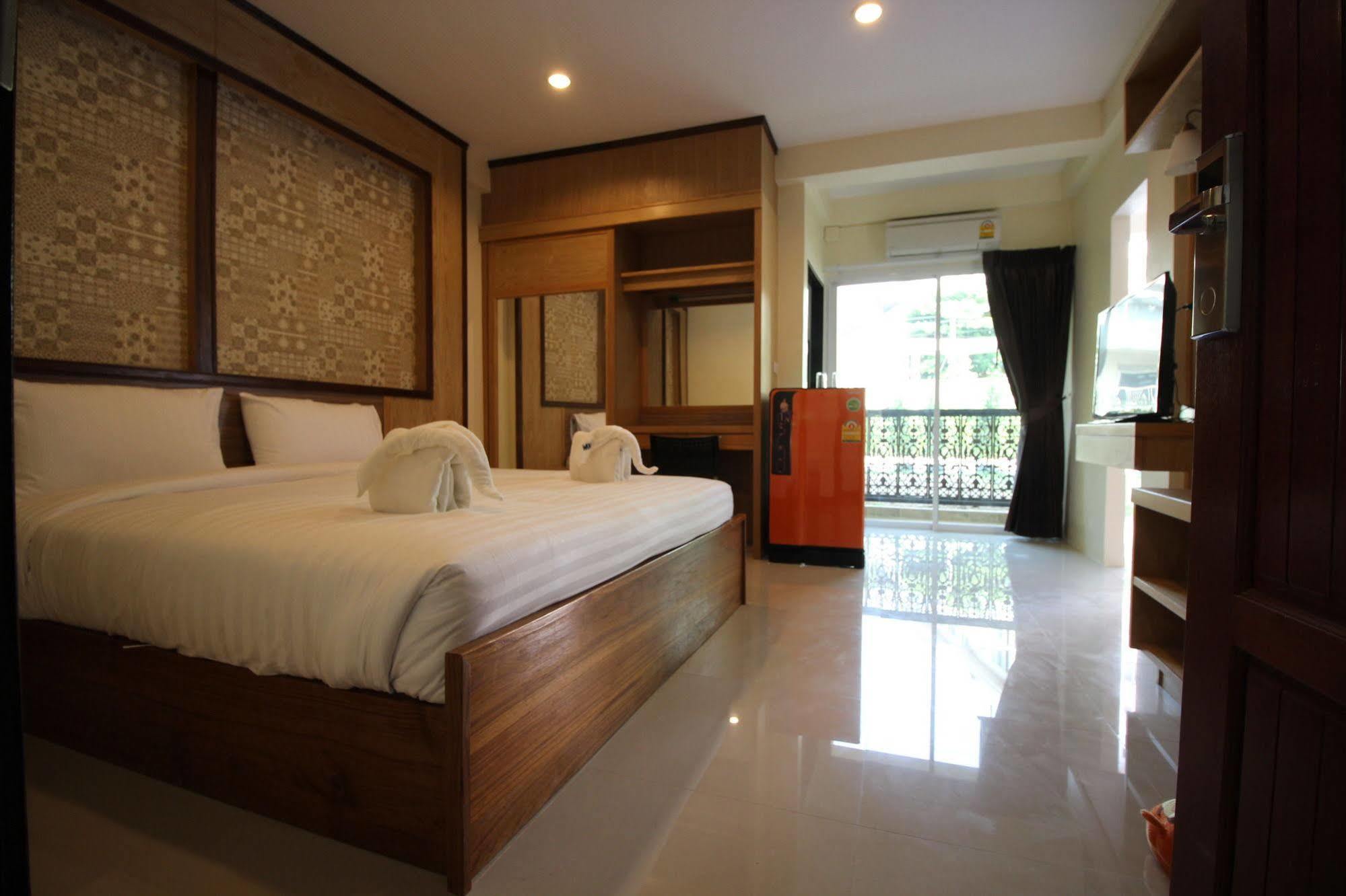 Hotel Monmuang à Chiang Mai Extérieur photo