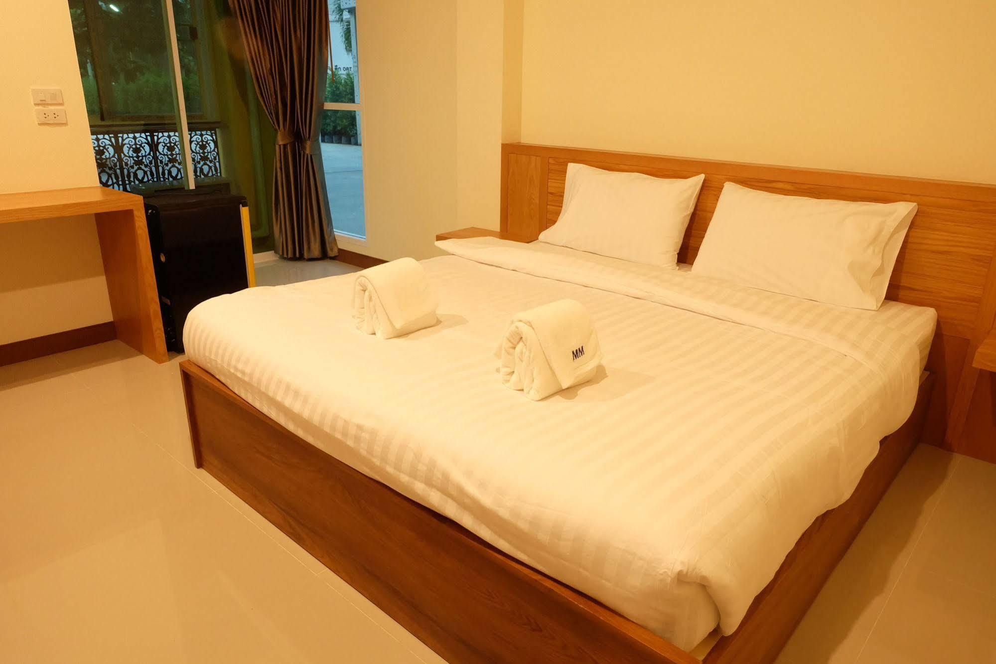 Hotel Monmuang à Chiang Mai Extérieur photo