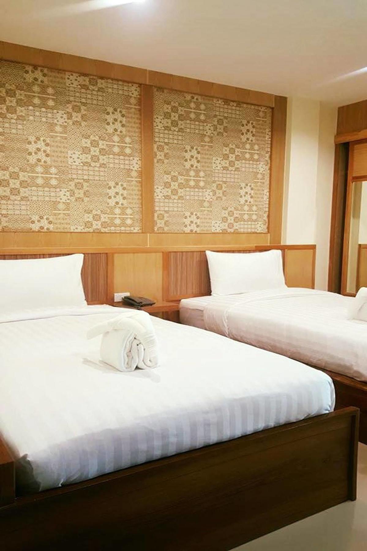 Hotel Monmuang à Chiang Mai Extérieur photo