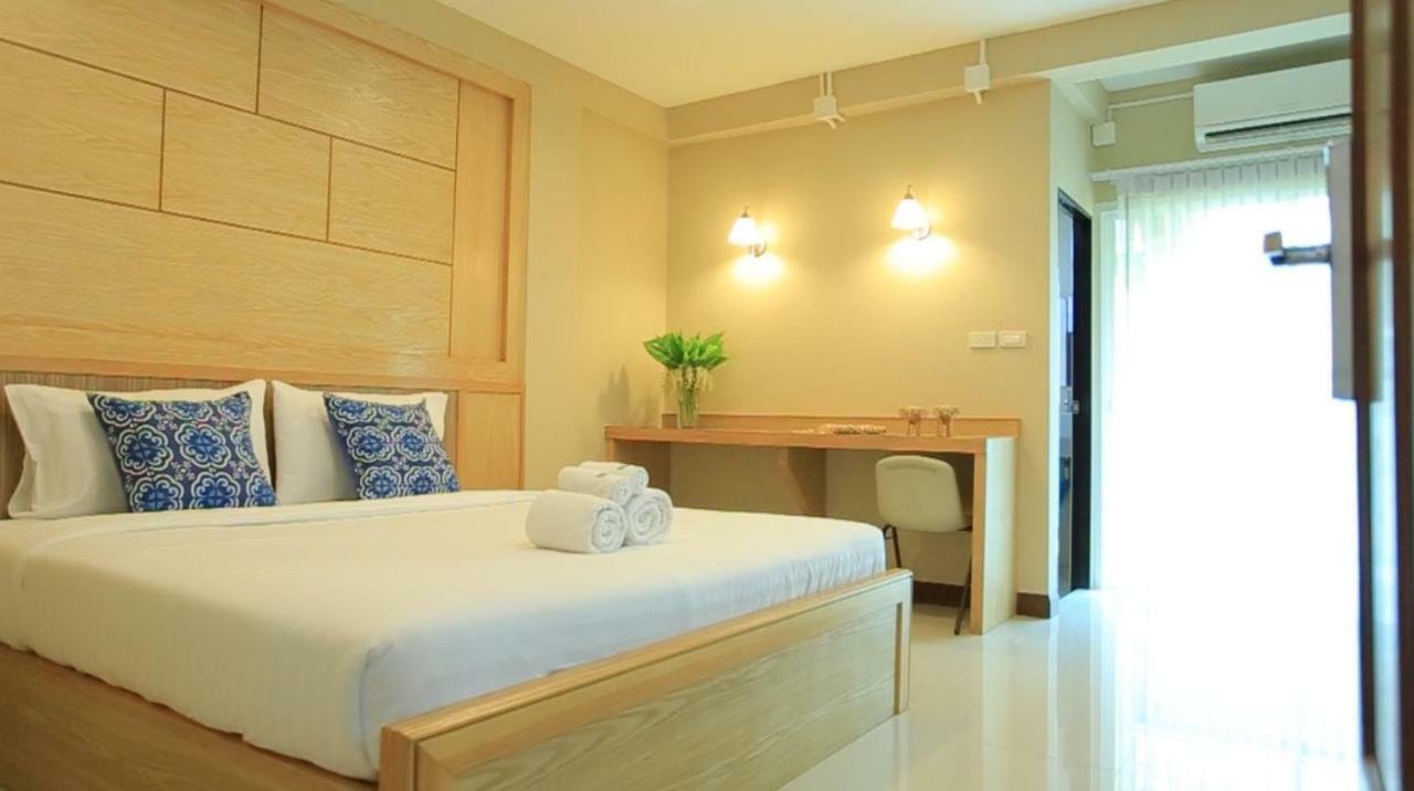 Hotel Monmuang à Chiang Mai Extérieur photo